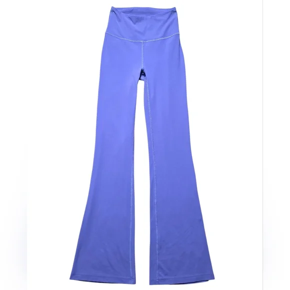 Lululemon Groove Super-High-Rise Flared Pant Size 4 Activewear - Picture 13 of 13
